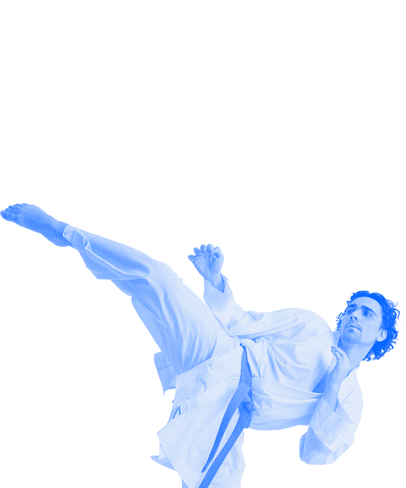 Jeune pratiquant de taekwondo en action lors d'une compétition au Québec.
